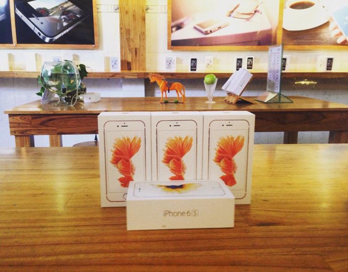 apple-store18.jpg apple-store18.jpg
