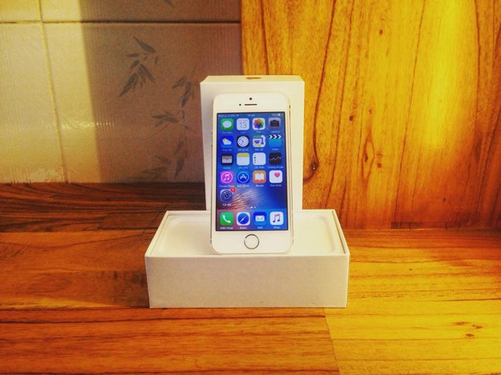 5s-white7.jpg 5s-white7.jpg